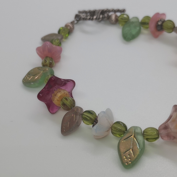 Vintage Lampwork Glass Beaded Bracelet Trumpet Flower & Leaves Metal Toggle - Picture 4 of 8
